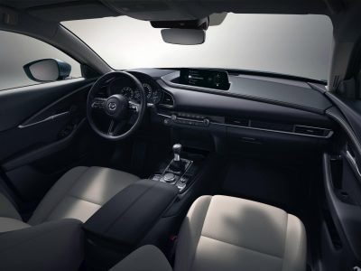 Mazda CX-30 2024: mejoras en conectividad y más equipamiento de seguridad