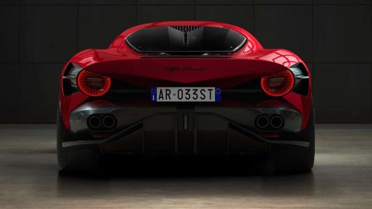 Alfa Romeo 33 Stradale: vuelve el icono en forma de tirada limitada