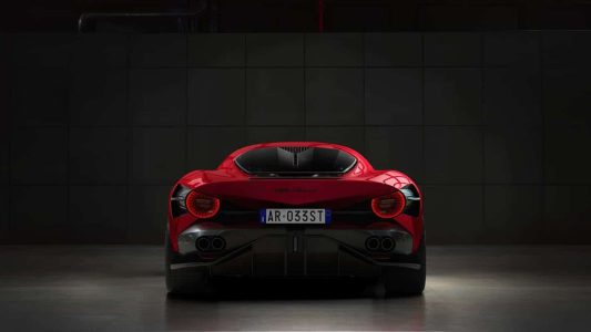 Alfa Romeo 33 Stradale: vuelve el icono en forma de tirada limitada