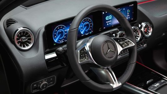 El Mercedes EQA se actualiza y ahora ofrece una autonomía de 560 km WLTP