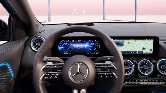 El Mercedes EQA se actualiza y ahora ofrece una autonomía de 560 km WLTP