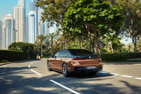 El nuevo BMW i7 M70 xDrive ya está disponible en España: su precio te quitará el hipo