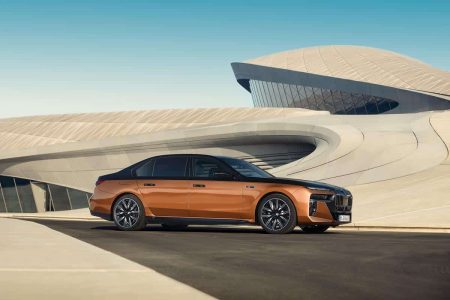 El nuevo BMW i7 M70 xDrive ya está disponible en España: su precio te quitará el hipo