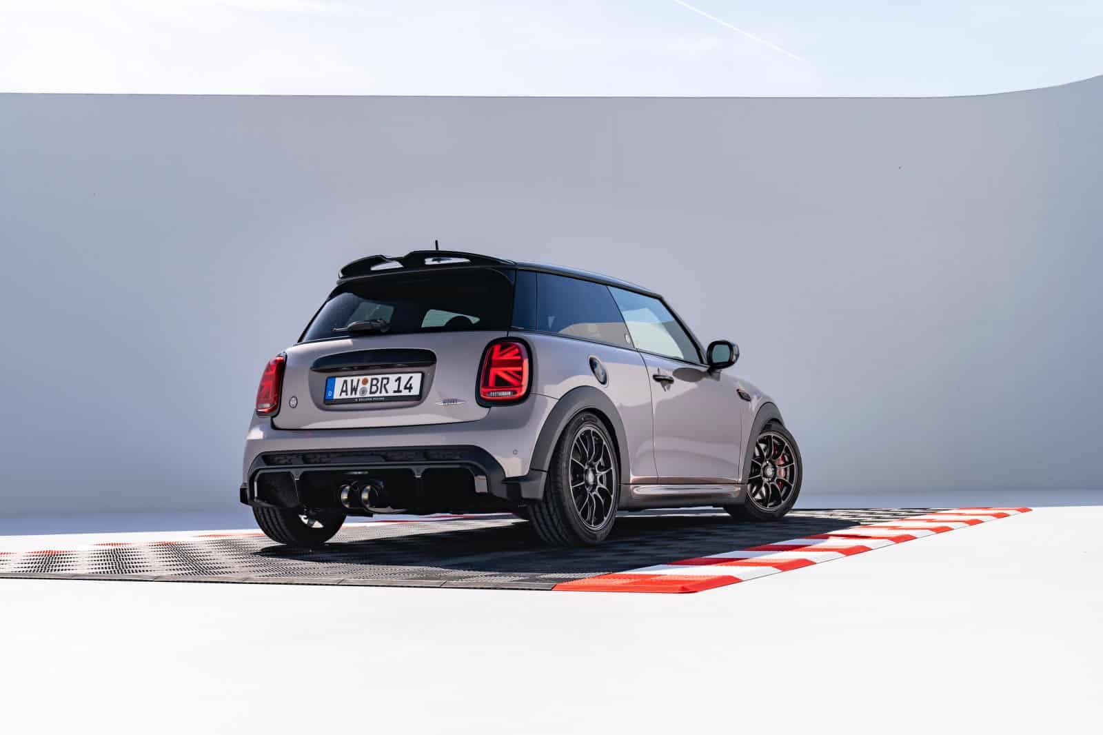 MINI JCW Bulldog Racing Edition: para aquellos que quieren exprimirlo en circuito