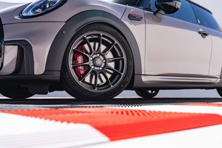 MINI JCW Bulldog Racing Edition: para aquellos que quieren exprimirlo en circuito