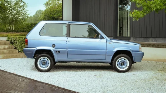 ¿Pagarías 30.000 euros por este Fiat Panda 4x4 clásico restomod?