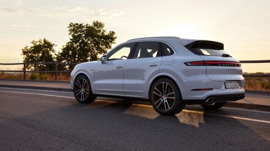 Porsche Cayenne Turbo E-Hybrid: con 739 CV ahora más autonomía eléctrica