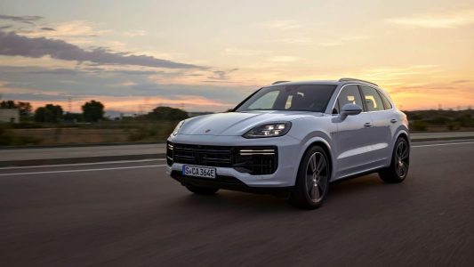 Porsche Cayenne Turbo E-Hybrid: con 739 CV ahora más autonomía eléctrica