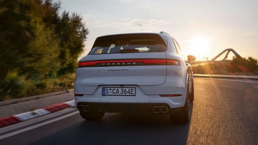 Porsche Cayenne Turbo E-Hybrid: con 739 CV ahora más autonomía eléctrica