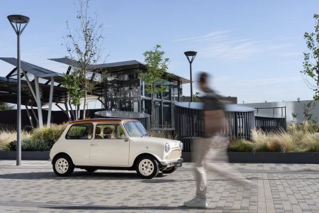 El MINI eMastered de David Brown Automotive ya es una realidad: más de 144.500 euros la unidad