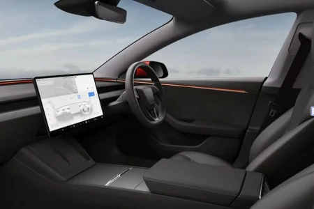 El Tesla Model 3 2024 ya es oficial: más autonomía, equipamiento e interior mejorado