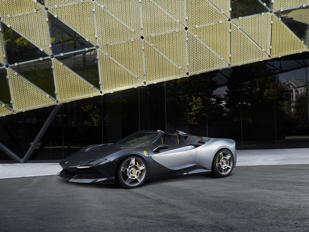 Ferrari SP-8: así es el nuevo one-off para un cliente de Taiwán