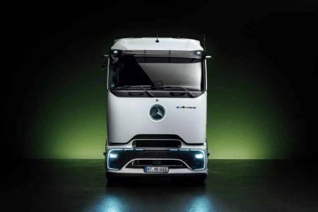 Mercedes presenta el eActros 600: así es el rival del Tesla Semi