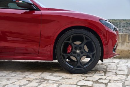 Alfa Romeo Tributo Italiano: nueva serie especial para los Giulia, Stelvio y Tonale