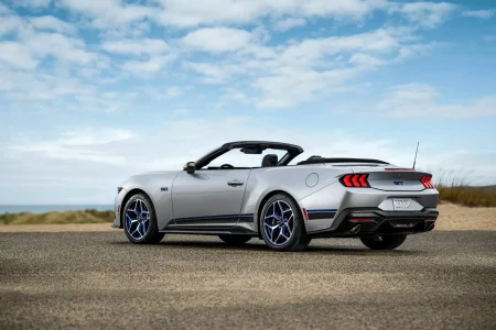 Ford Mustang GT California Special 2024: nostalgia con motor V8