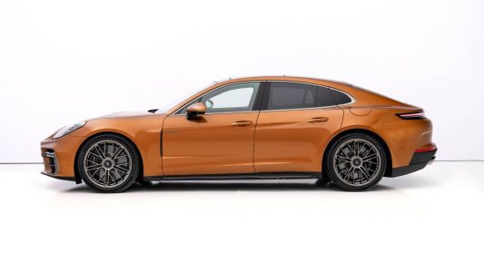 La tercera generación del Porsche Panamera llega con muchos cambios y una nueva versión híbrida enchufable