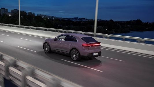 El adiós al motor de combustión: El Porsche Macan eléctrico llega con hasta 613 kilómetros de autonomía