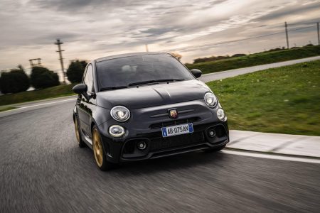 Así se despiden de los motores de combustión en la marca: Abarth 695 75° Anniversario