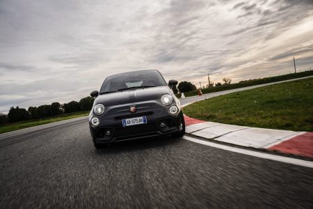 Así se despiden de los motores de combustión en la marca: Abarth 695 75° Anniversario