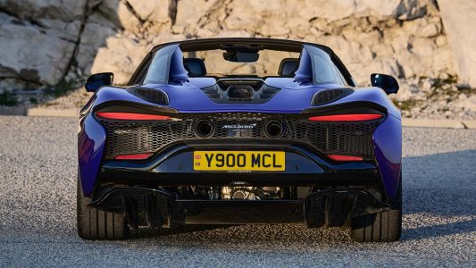 Es híbrido enchufable y descapotable: así es el McLaren Artura Spider