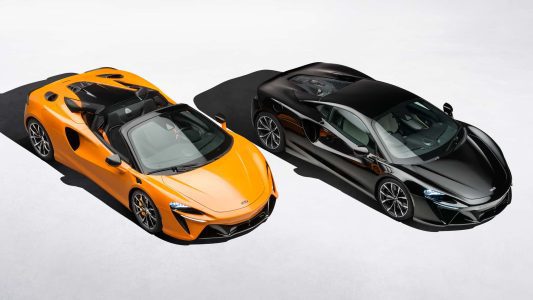 Es híbrido enchufable y descapotable: así es el McLaren Artura Spider