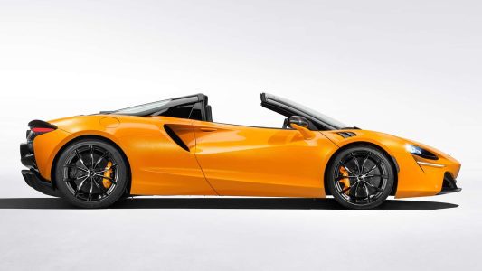 Es híbrido enchufable y descapotable: así es el McLaren Artura Spider