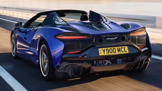 Es híbrido enchufable y descapotable: así es el McLaren Artura Spider