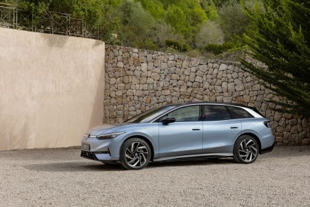 Familiar, 605 litros de maletero, 685 de autonomía WLTP y eléctrico: así es el Volkswagen ID.7 Tourer