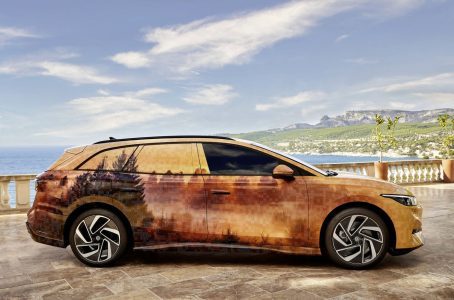 Familiar, 605 litros de maletero, 685 de autonomía WLTP y eléctrico: así es el Volkswagen ID.7 Tourer