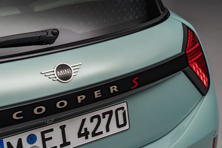 ¡Llegaron las versiones con motor de gasolina! así lucen los MINI Cooper C y MINI Cooper S