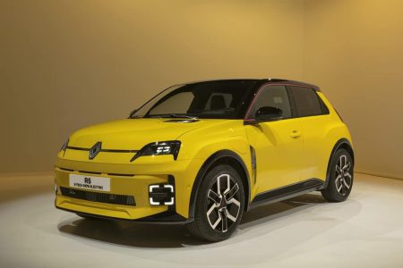 ¡Oficial! El Renault 5 E-Tech se desvela con dos baterías, tres motores y un precio que partirá por debajo de los 25.000 euros