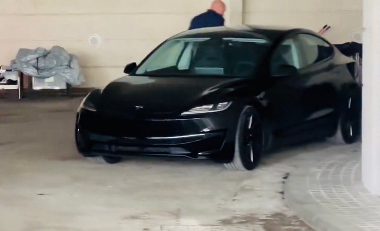 El renovado Tesla Model 3 Performance filtra sus datos: dos motores y una potencia que no te dejará indiferente