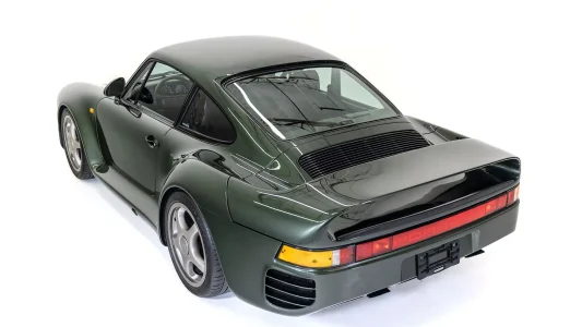 Este Porsche 959 fue usado por los ingenieros de Nissan para desarrollar el sistema de tracción del Skyline GT-R R32... y ahora puede ser tuyo