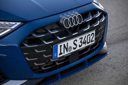 El Audi S3 2024 recibe un chute de potencia y mejoras heredadas del RS3