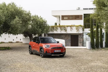 El MINI Aceman ya es oficial: el crossover eléctrico accesible de la marca