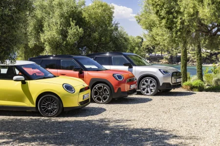 El MINI Aceman ya es oficial: el crossover eléctrico accesible de la marca