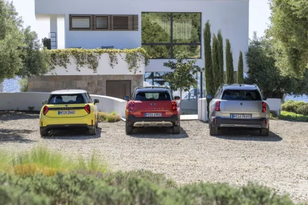 El MINI Aceman ya es oficial: el crossover eléctrico accesible de la marca