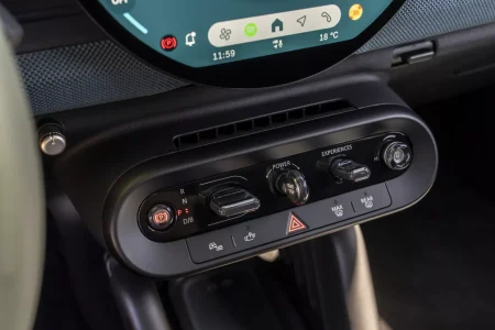 El MINI Aceman ya es oficial: el crossover eléctrico accesible de la marca