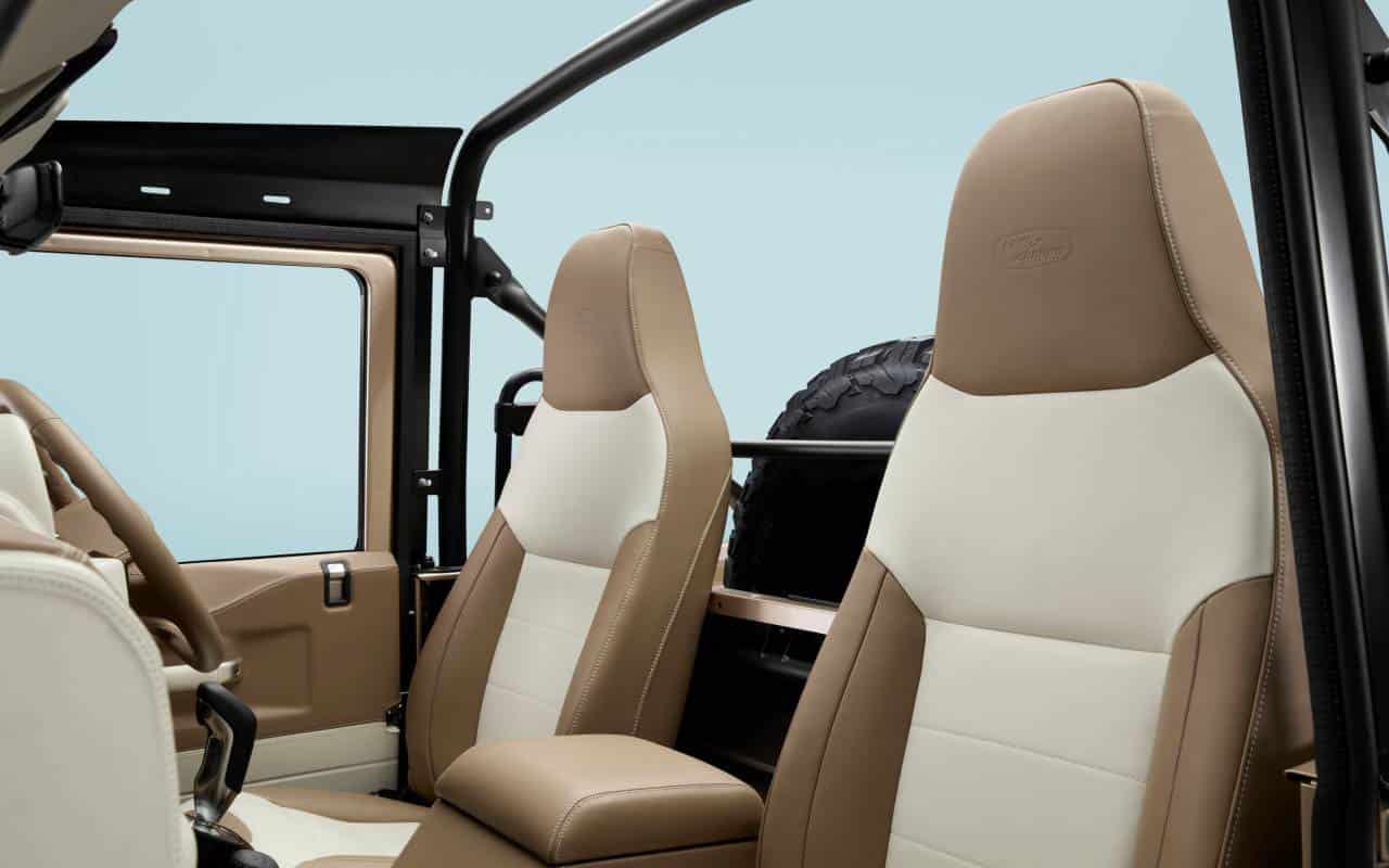 lrland rover classic v8 soft top 4