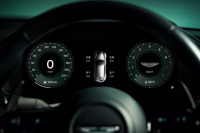 apple carplay ultra aston martin 00004