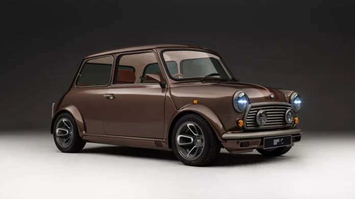 wood pickett mini by callum 1