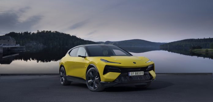 lotus eletre s solar yellow static 1