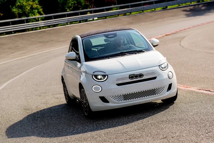 fiat 500 hybrid 10
