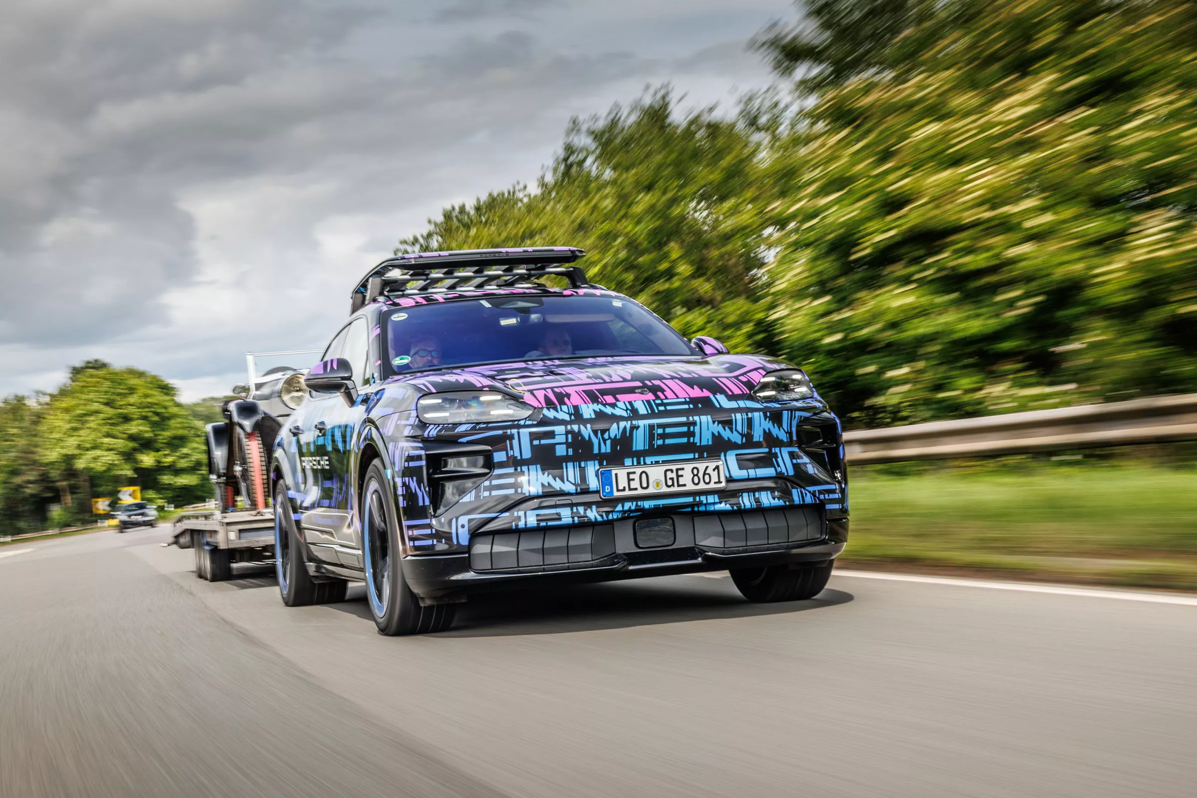 porsche cayenne electric 00001