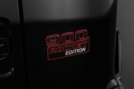 Mercedes nunca hizo un g 63 asi asi que brabus lo ha hecho por su cuenta 900 cv cabrio y edicion de 10 unidades 44