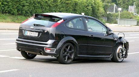 Ford Focus II RS, una realidad